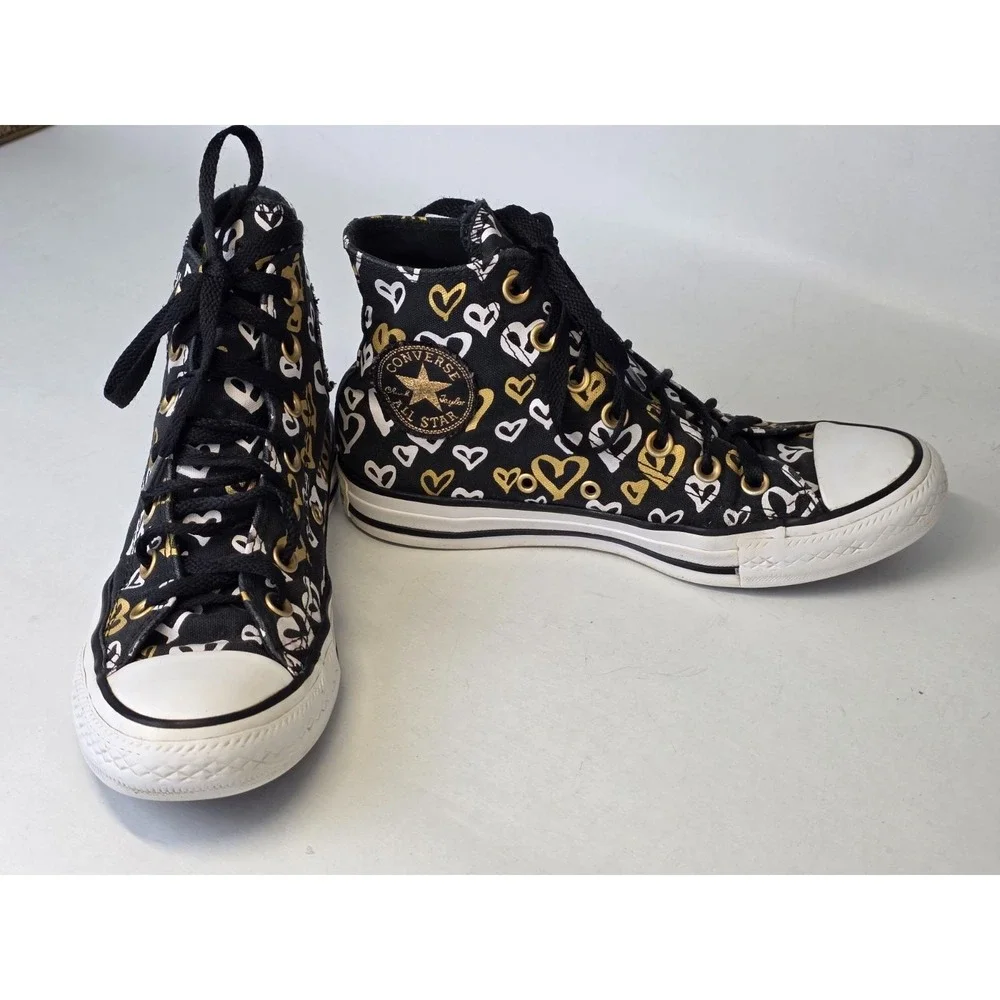 Converse All Star Chuck Taylor  Sneakers Women's Size 7 Black White Heart Shoes